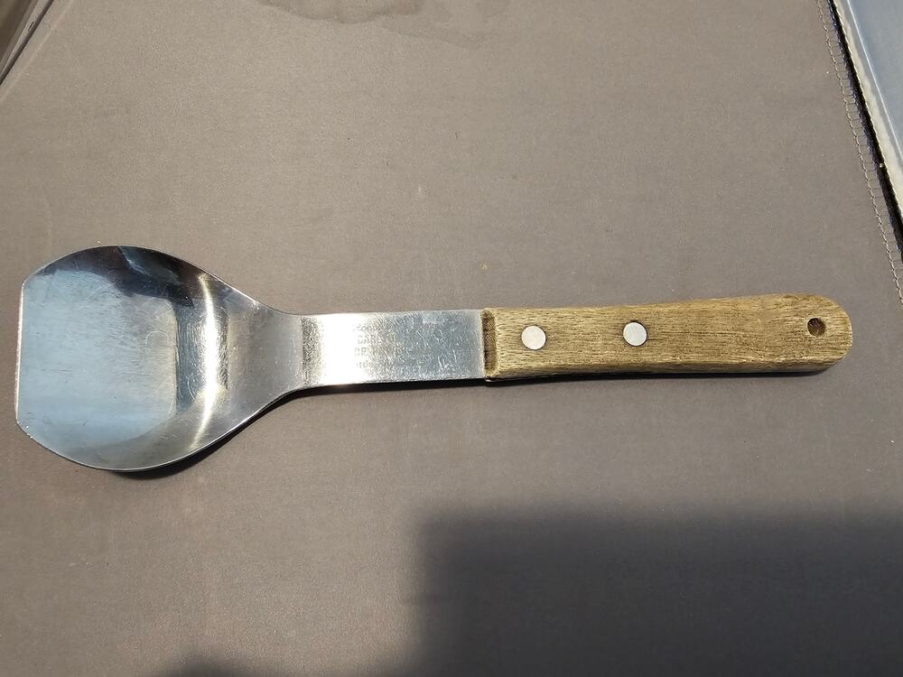 Vintage Vernco Stainless Steel Ice Cream Scoop w/Rivet Wood Handle - Japan
